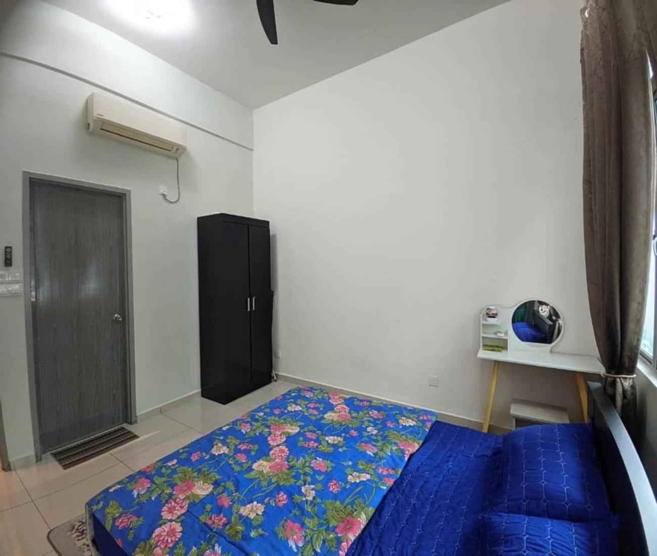 Apartment Izz Musliim